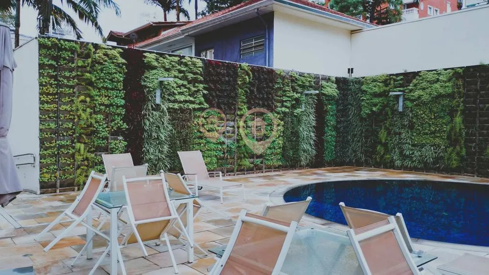 Apartamento, 3 quartos, 230 m² - Foto 2