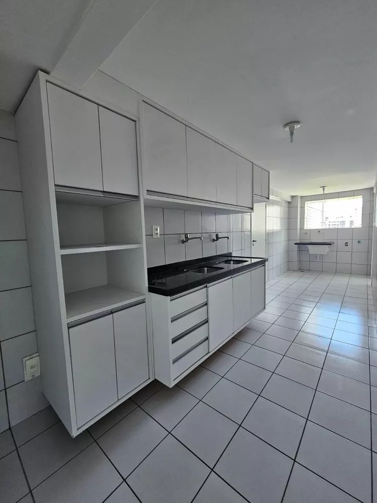 Apartamento para alugar com 3 quartos, 98m² - Foto 4