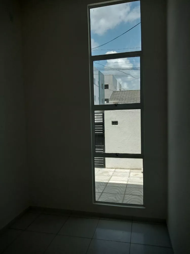 Casa à venda com 2 quartos, 60m² - Foto 5