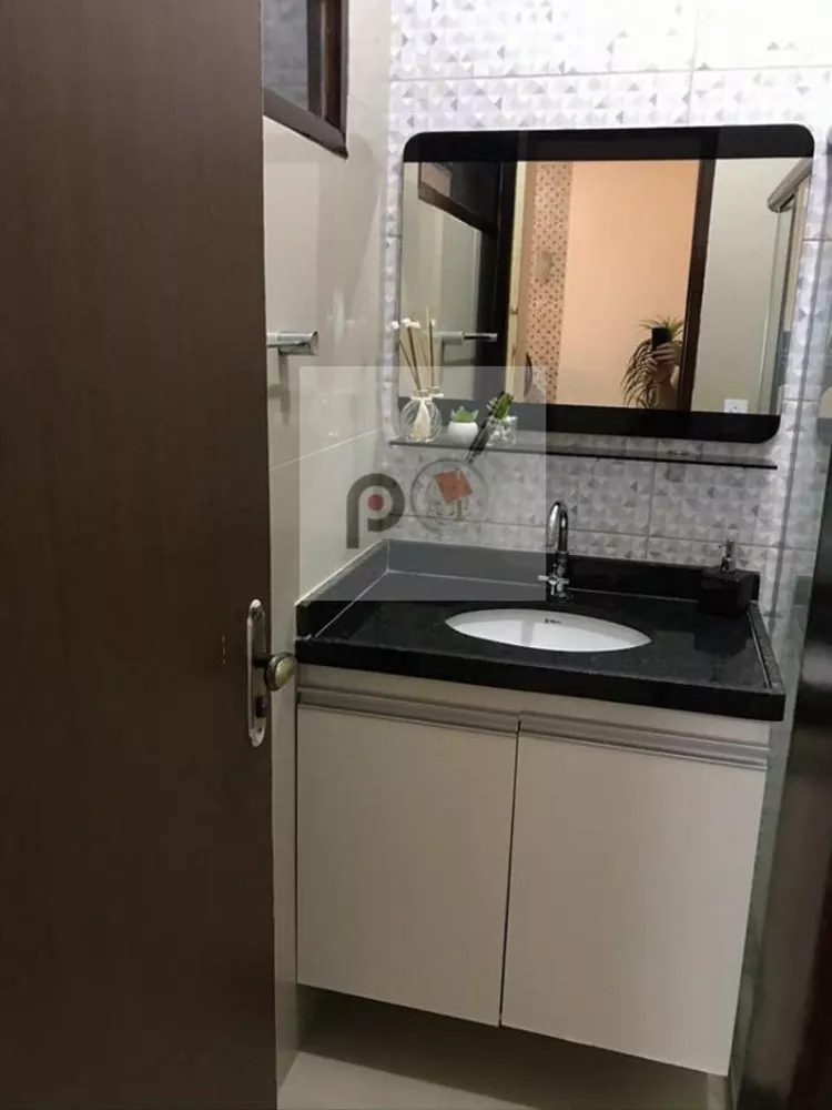 Casa à venda com 2 quartos, 80m² - Foto 4