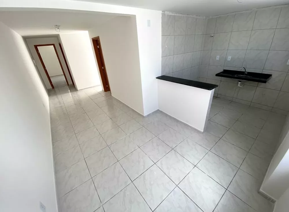 Casa à venda com 2 quartos, 55m² - Foto 3