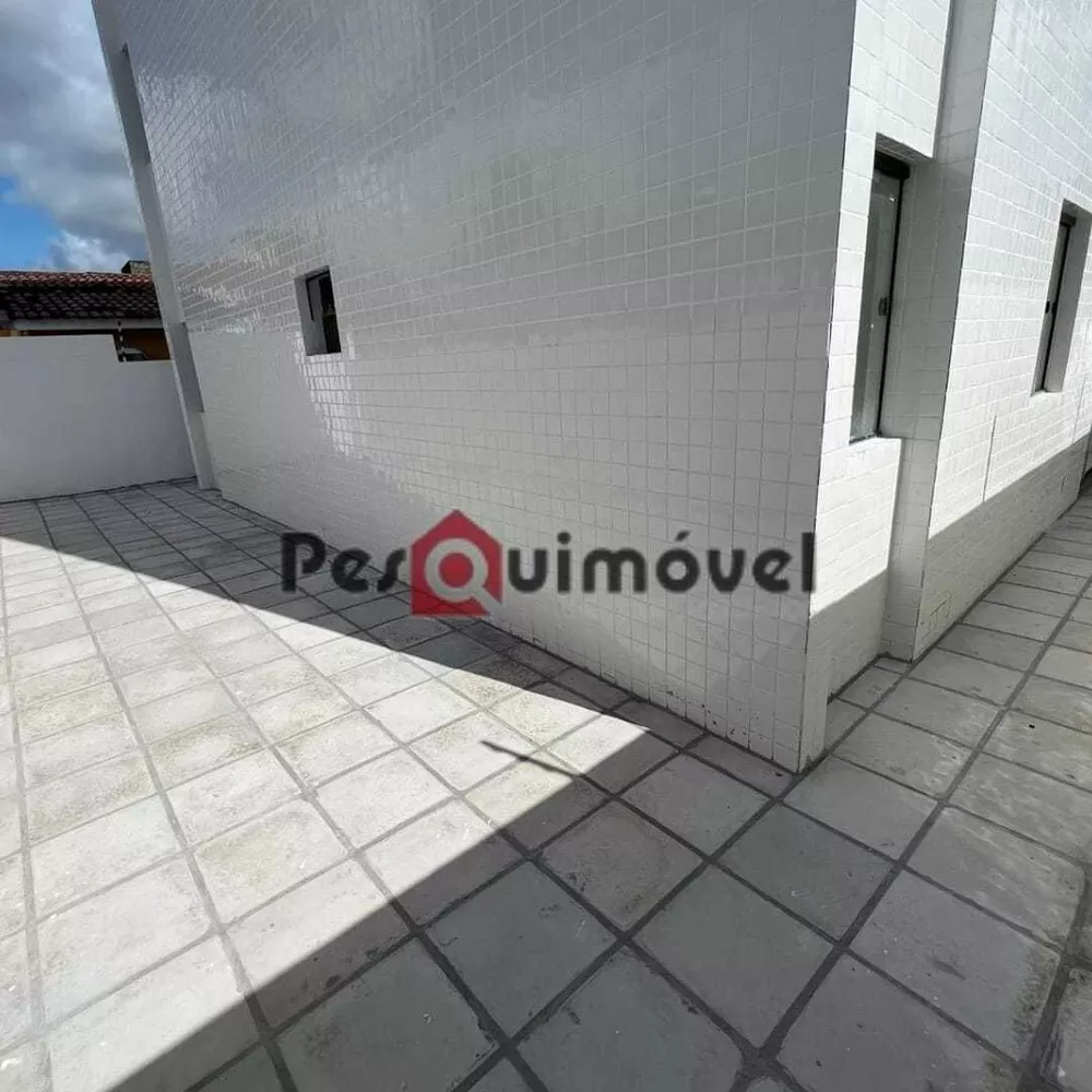 Apartamento à venda com 3 quartos - Foto 2