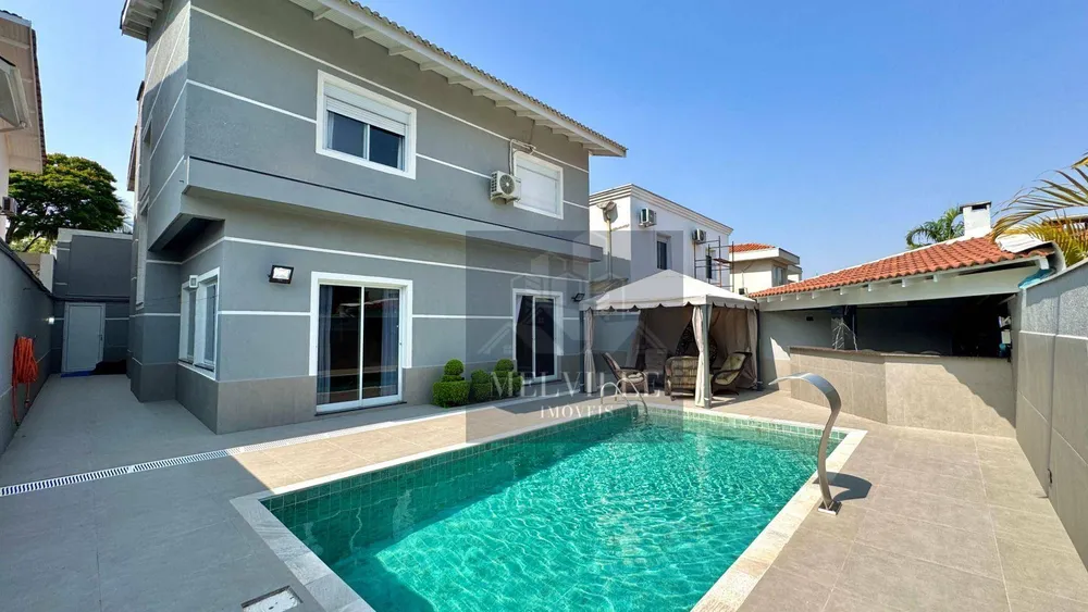 Sobrado, 4 quartos, 304 m² - Foto 1