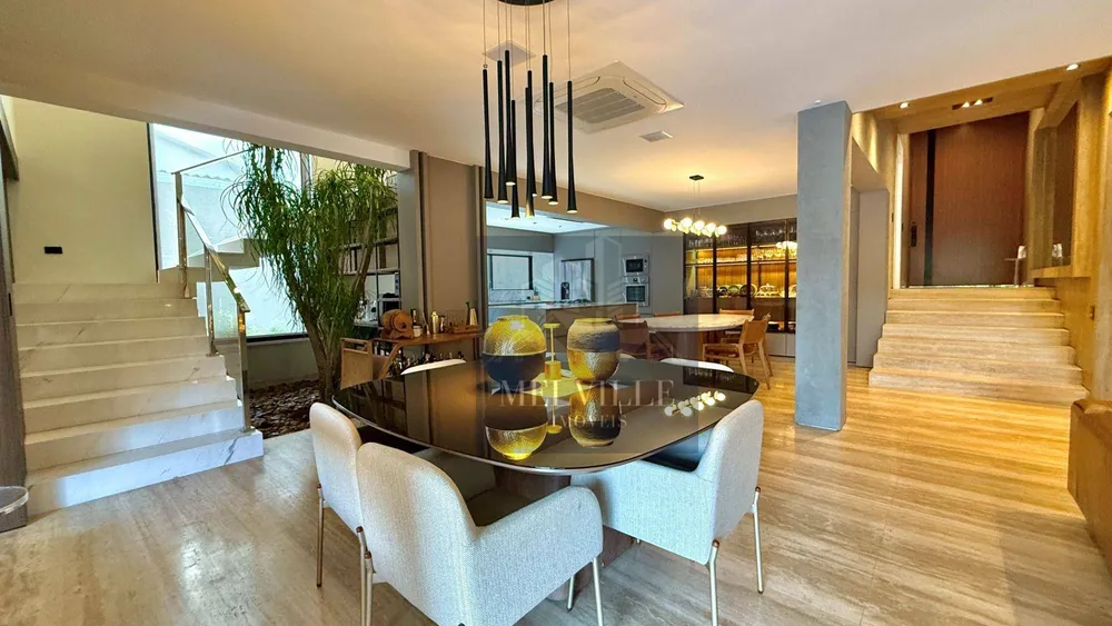 Sobrado, 4 quartos, 500 m² - Foto 1