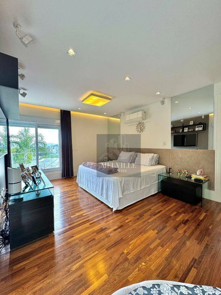 Sobrado, 4 quartos, 600 m² - Foto 1