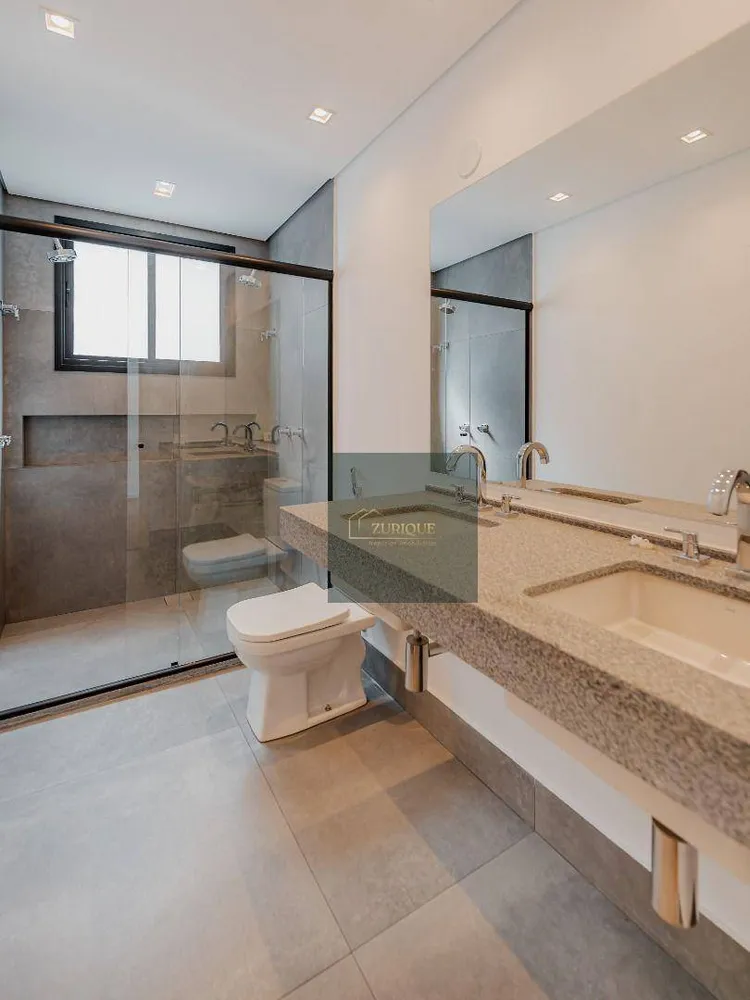 Sobrado, 4 quartos, 317 m² - Foto 1