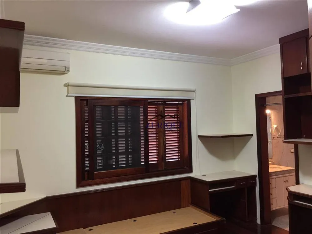 Sobrado, 4 quartos, 354 m² - Foto 1