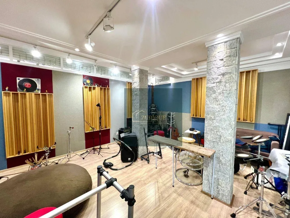 Sobrado, 4 quartos, 308 m² - Foto 4