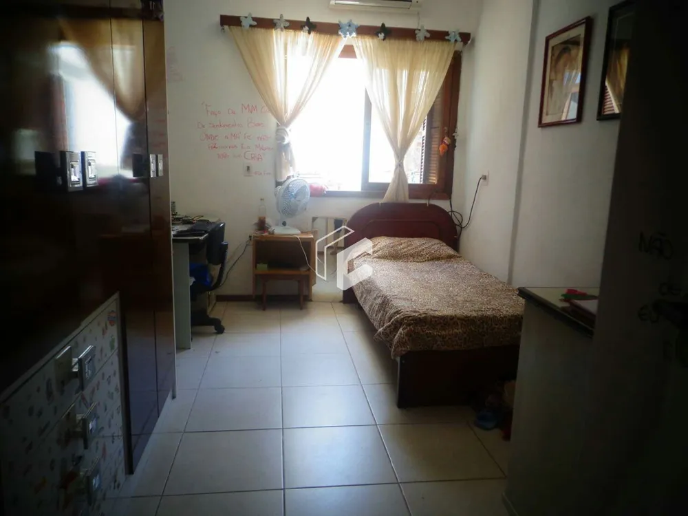 Casa, 3 quartos, 200 m² - Foto 1
