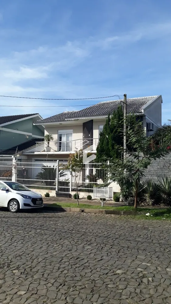 Casa, 4 quartos, 283 m² - Foto 1