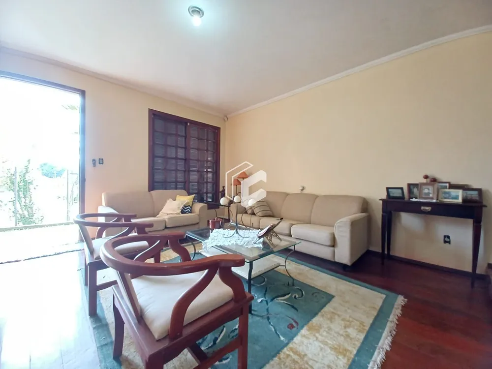 Casa, 3 quartos, 160 m² - Foto 1