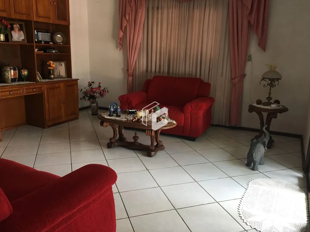 Casa, 3 quartos, 339 m² - Foto 3