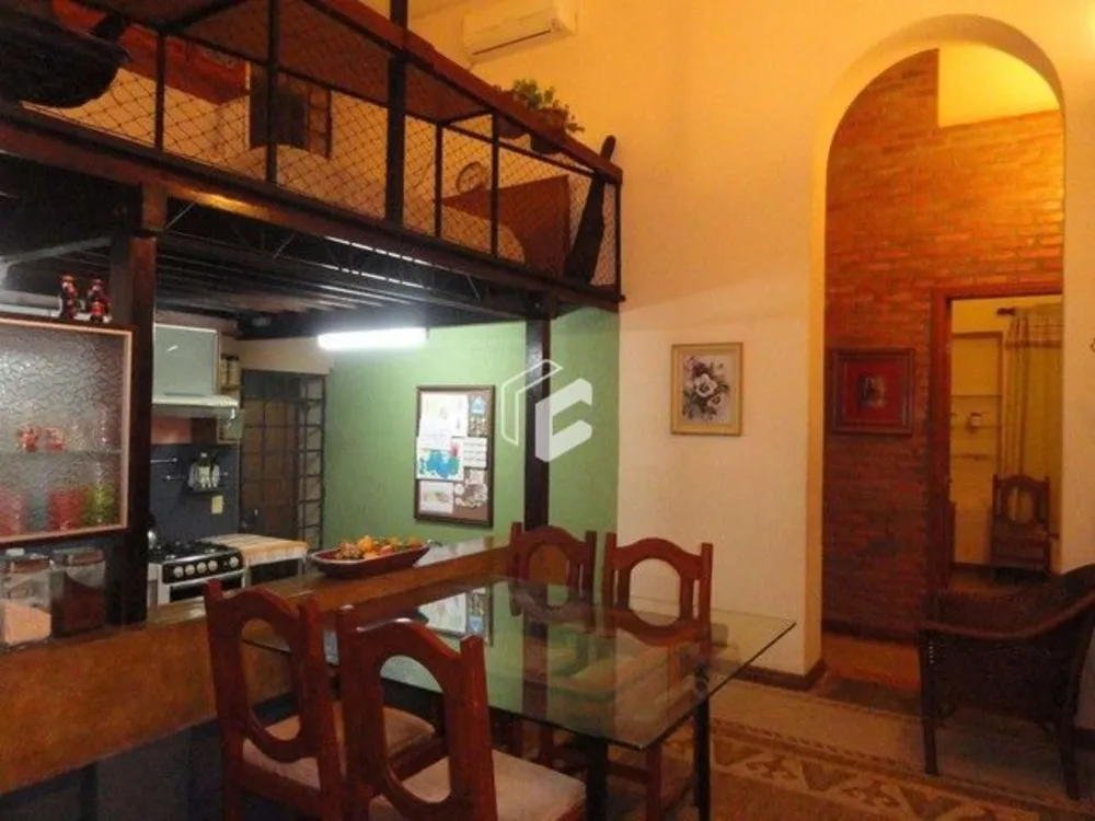 Casa, 4 quartos, 235 m² - Foto 4