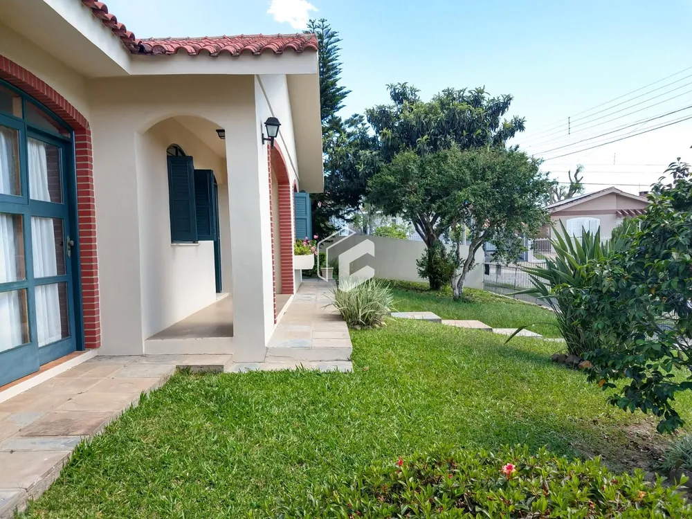 Casa, 3 quartos, 205 m² - Foto 2
