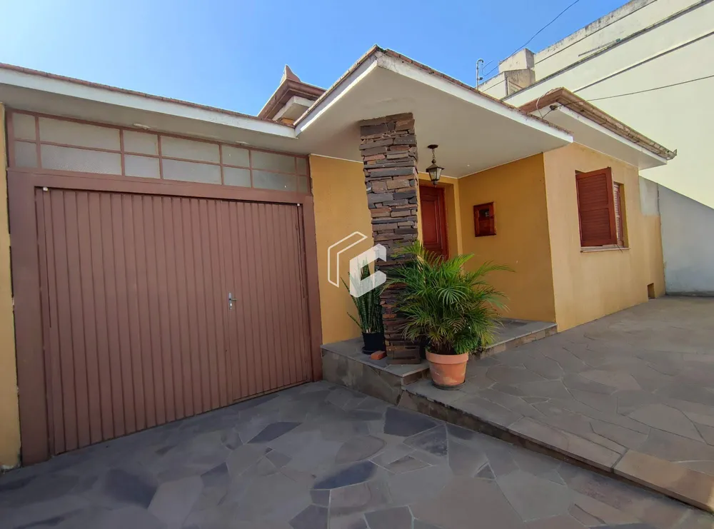 Casa, 3 quartos, 206 m² - Foto 1