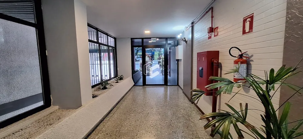 Apartamento, 3 quartos, 247 m² - Foto 2