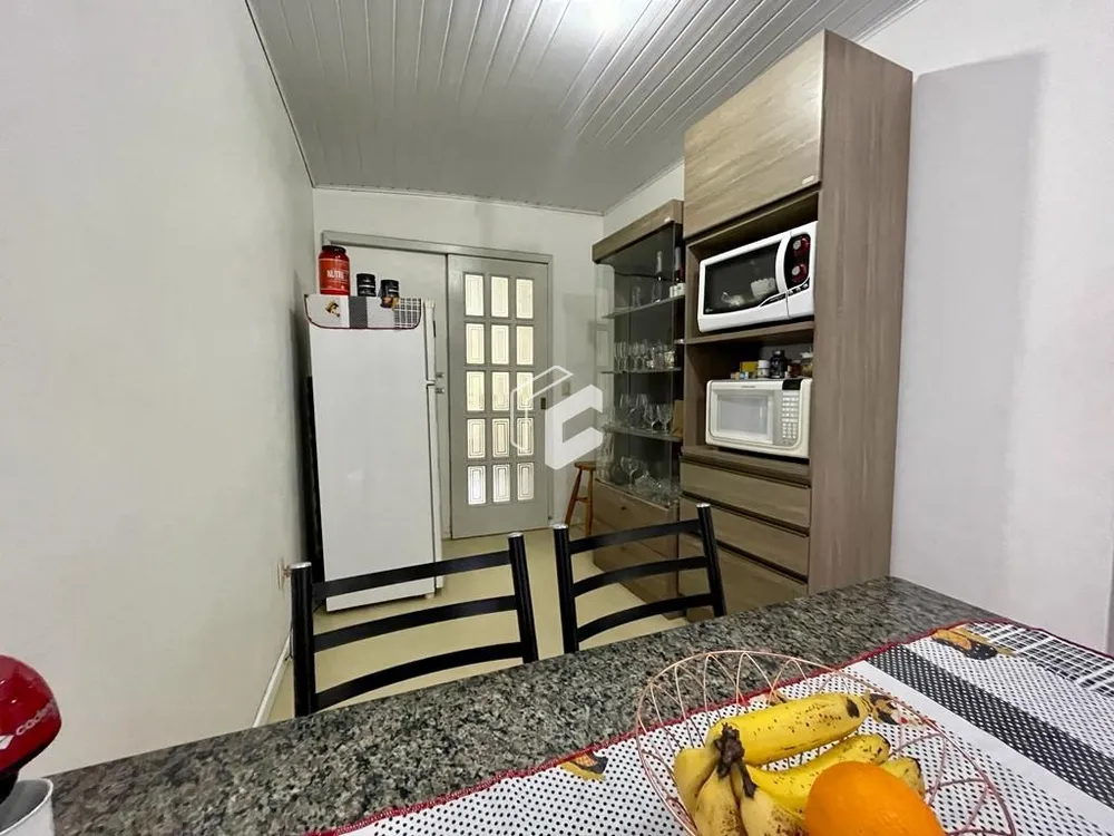Casa, 3 quartos, 203 m² - Foto 2
