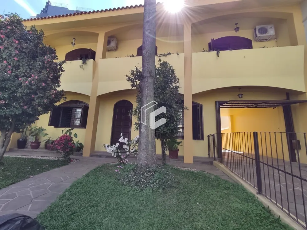 Casa, 4 quartos, 343 m² - Foto 1