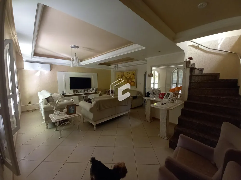 Casa, 3 quartos, 240 m² - Foto 3