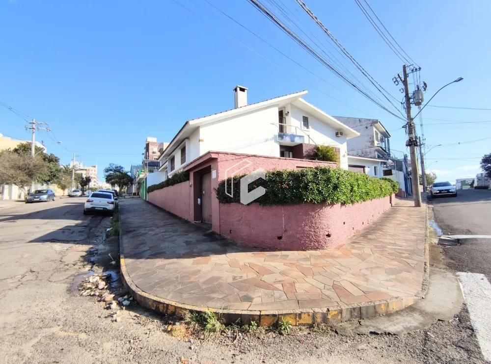 Casa, 3 quartos, 240 m² - Foto 1