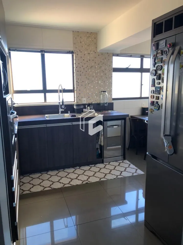 Cobertura, 3 quartos, 261 m² - Foto 2