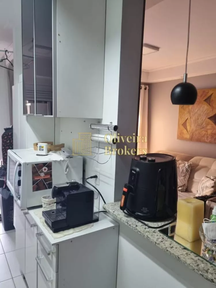 Apartamento à venda com 2 quartos, 69m² - Foto 4