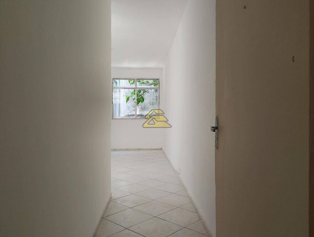 Apartamento à venda com 1 quarto, 41m² - Foto 3