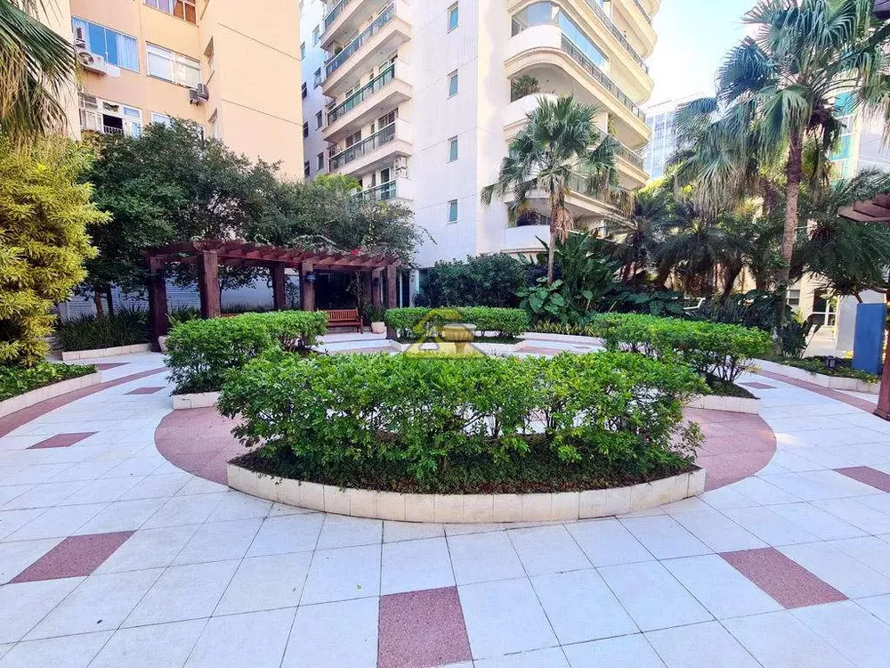Cobertura, 3 quartos, 247 m² - Foto 34