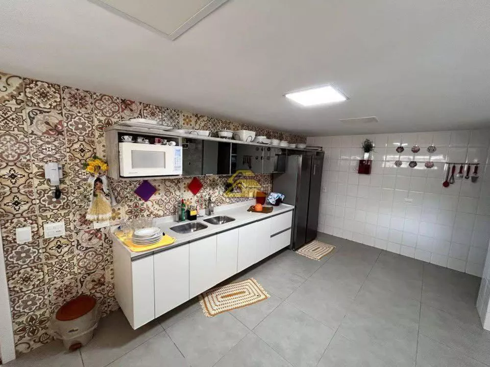 Casa, 5 quartos, 716 m² - Foto 2