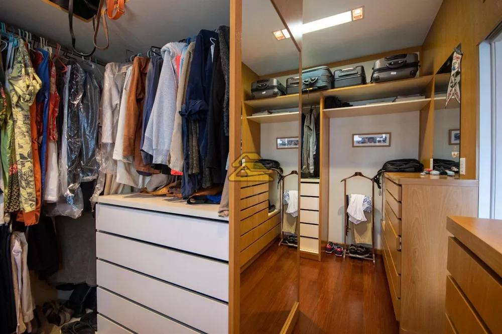 Apartamento, 3 quartos, 160 m² - Foto 1