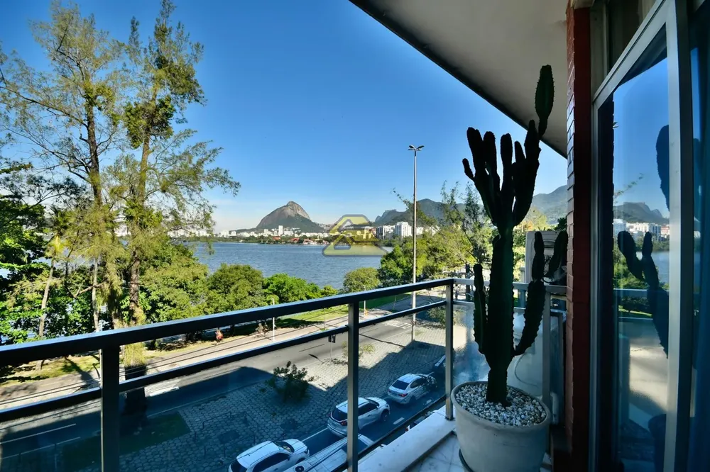 Apartamento, 3 quartos, 142 m² - Foto 1