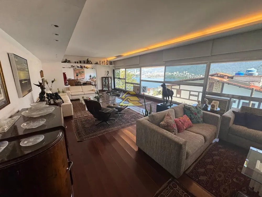 Apartamento, 4 quartos, 247 m² - Foto 1