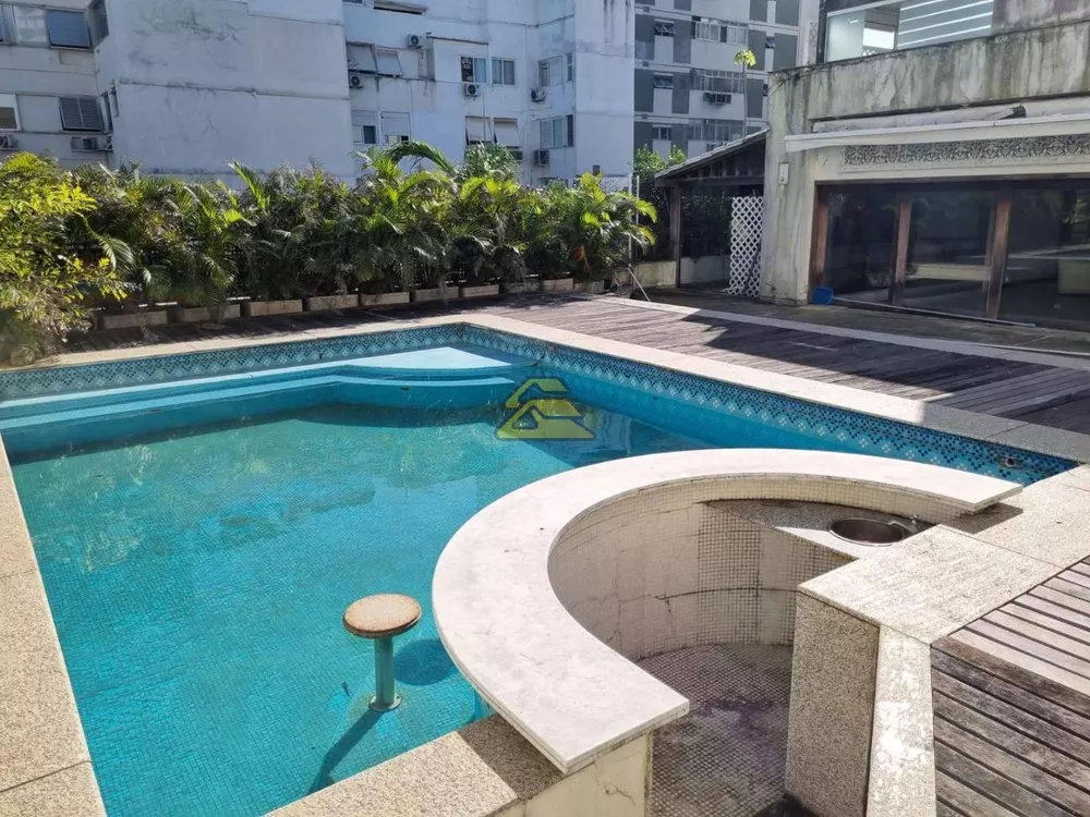 Casa, 6 quartos, 1397 m² - Foto 1