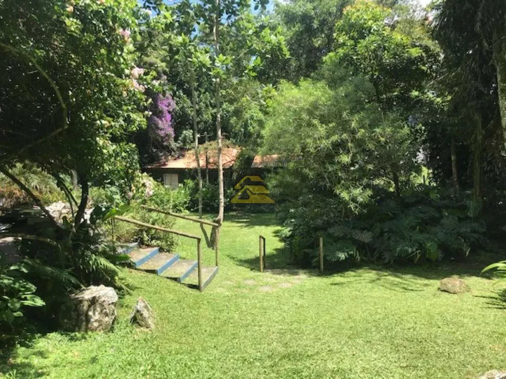 Casa, 5 quartos, 273 m² - Foto 2