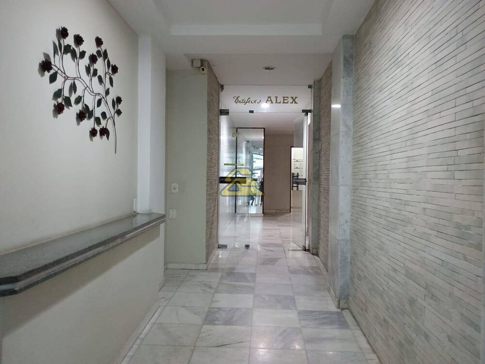 Apartamento à venda com 2 quartos, 80m² - Foto 2