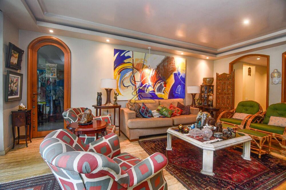 Apartamento à venda com 5 quartos, 217m² - Foto 2
