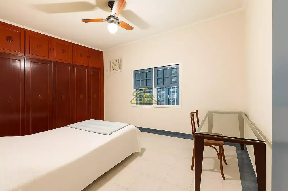 Casa, 5 quartos, 317 m² - Foto 1
