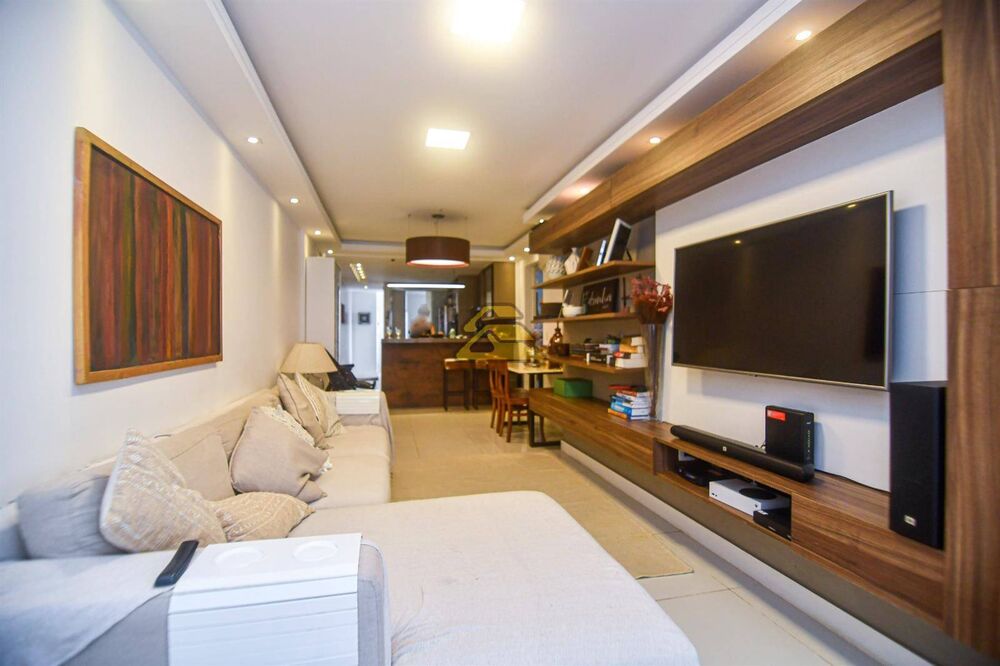 Apartamento à venda com 2 quartos, 94m² - Foto 1