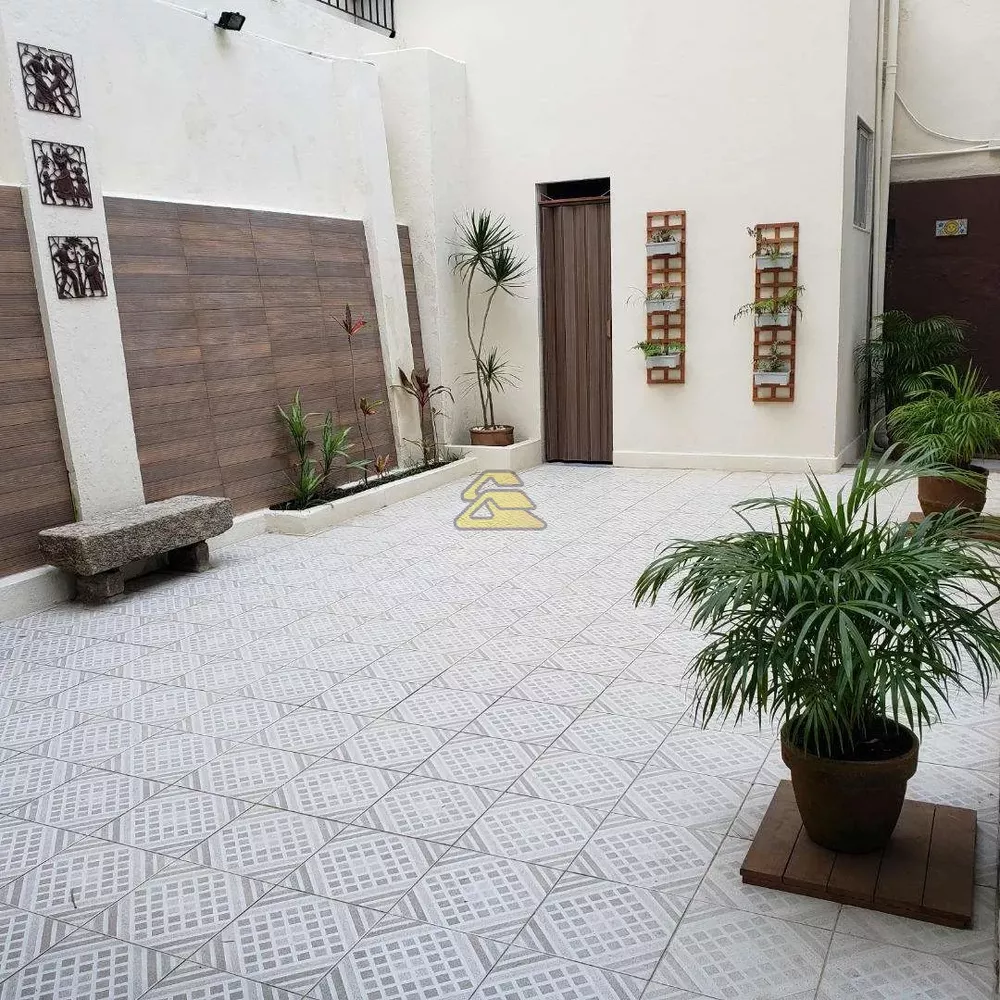 Casa, 5 quartos, 284 m² - Foto 2