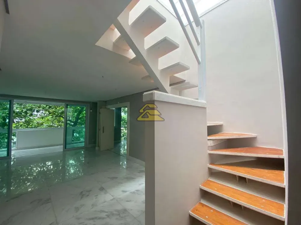 Cobertura, 3 quartos, 270 m² - Foto 10