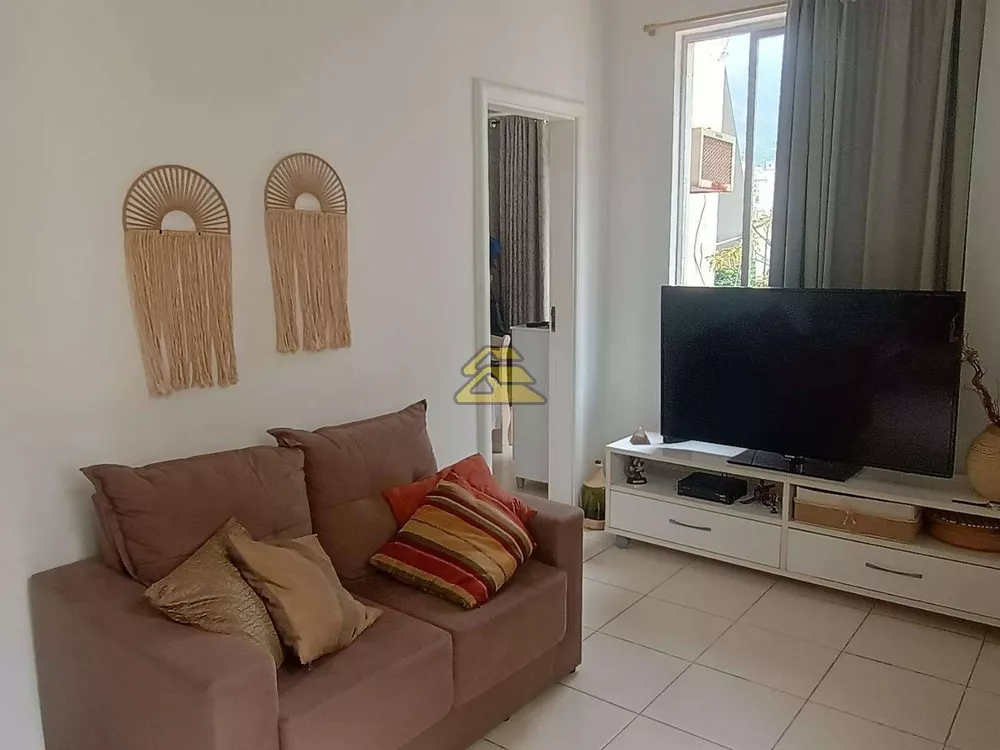 Apartamento à venda com 2 quartos, 95m² - Foto 2