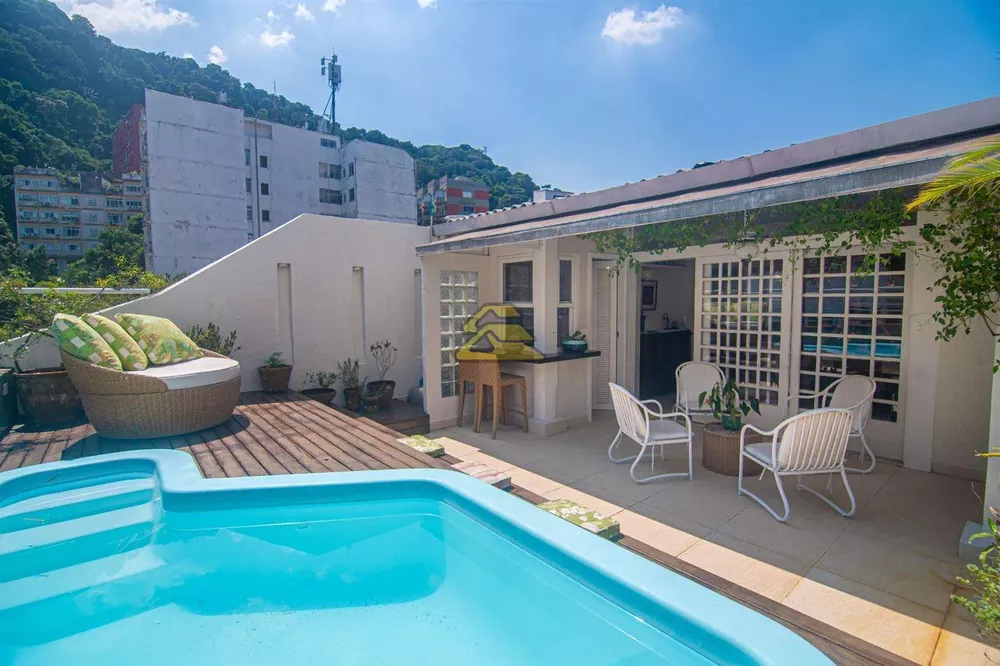 Cobertura, 3 quartos, 216 m² - Foto 2