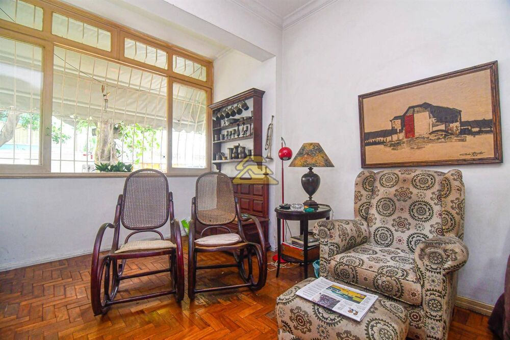 Apartamento à venda com 3 quartos, 130m² - Foto 4