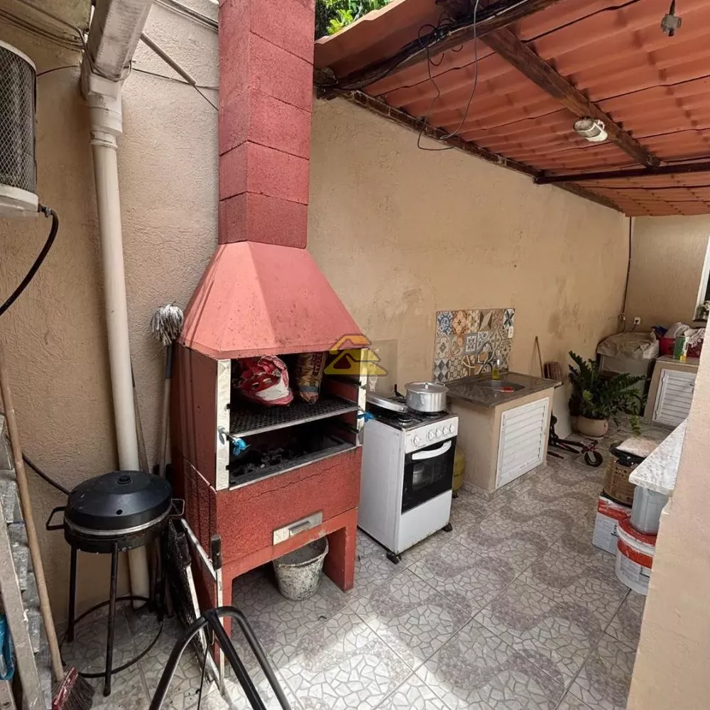 Casa, 4 quartos, 186 m² - Foto 2
