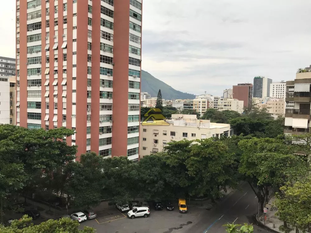 Cobertura à venda com 3 quartos, 228m² - Foto 19