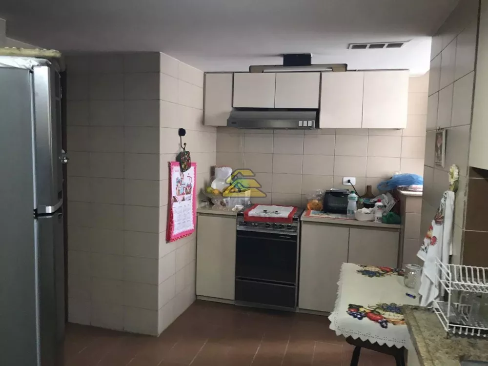 Cobertura à venda com 3 quartos, 228m² - Foto 11