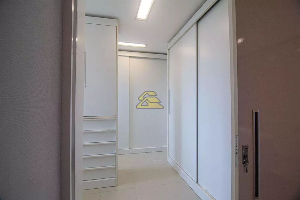 Apartamento, 3 quartos, 250 m² - Foto 23