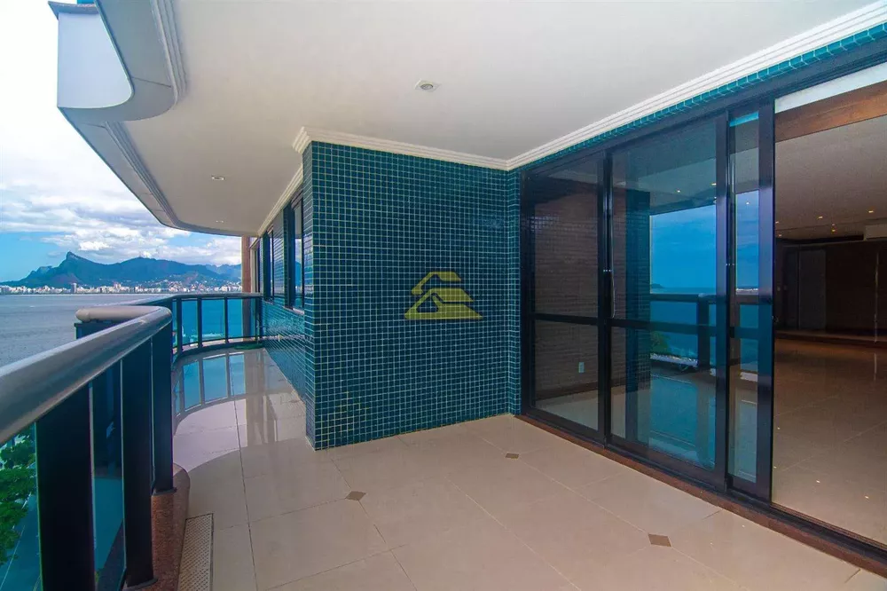 Apartamento, 3 quartos, 250 m² - Foto 11