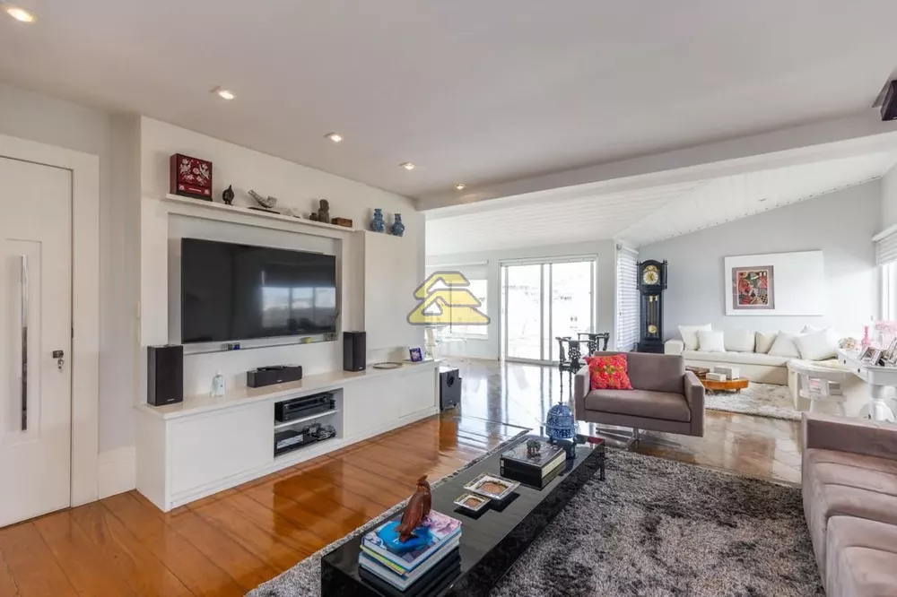 Cobertura, 3 quartos, 303 m² - Foto 23
