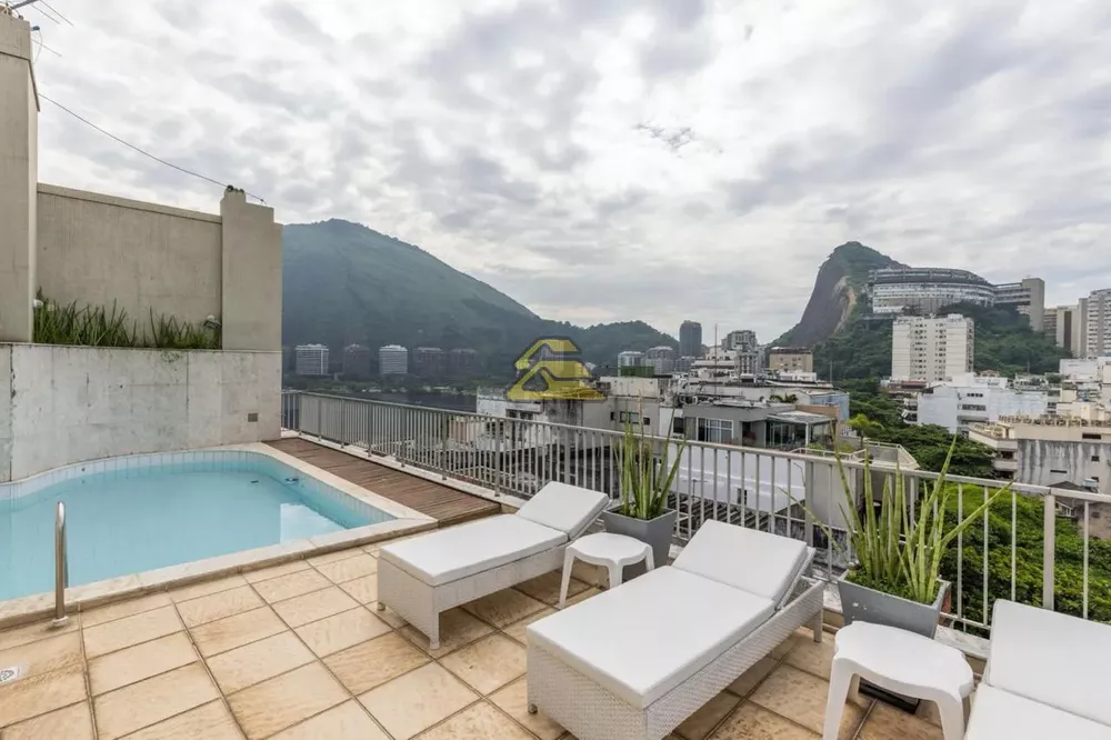 Cobertura, 3 quartos, 303 m² - Foto 3